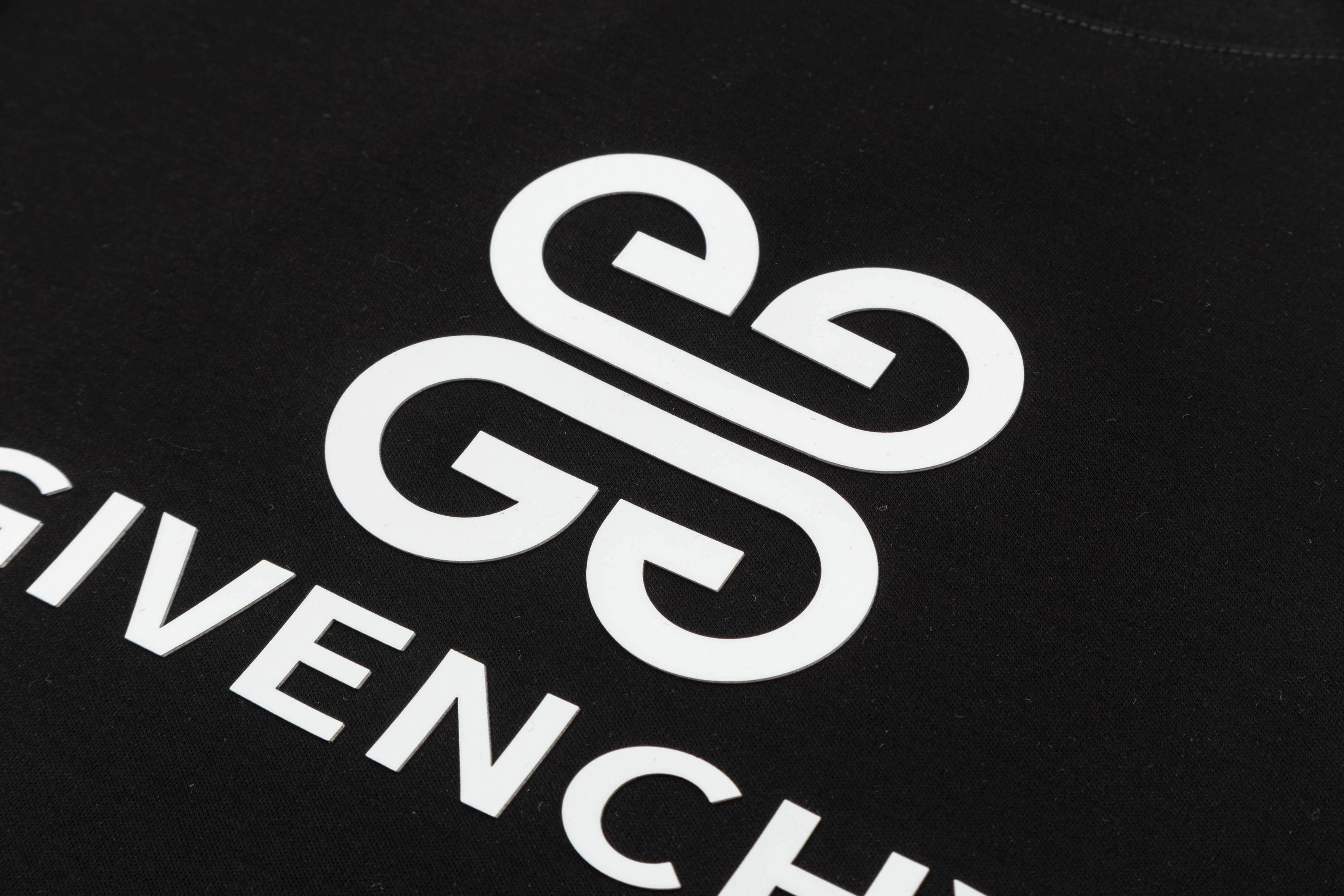 【GIVENCHY   公式旗艦店】 ジバンシー   Tシャツ ご好評に付き再入荷！ 250215