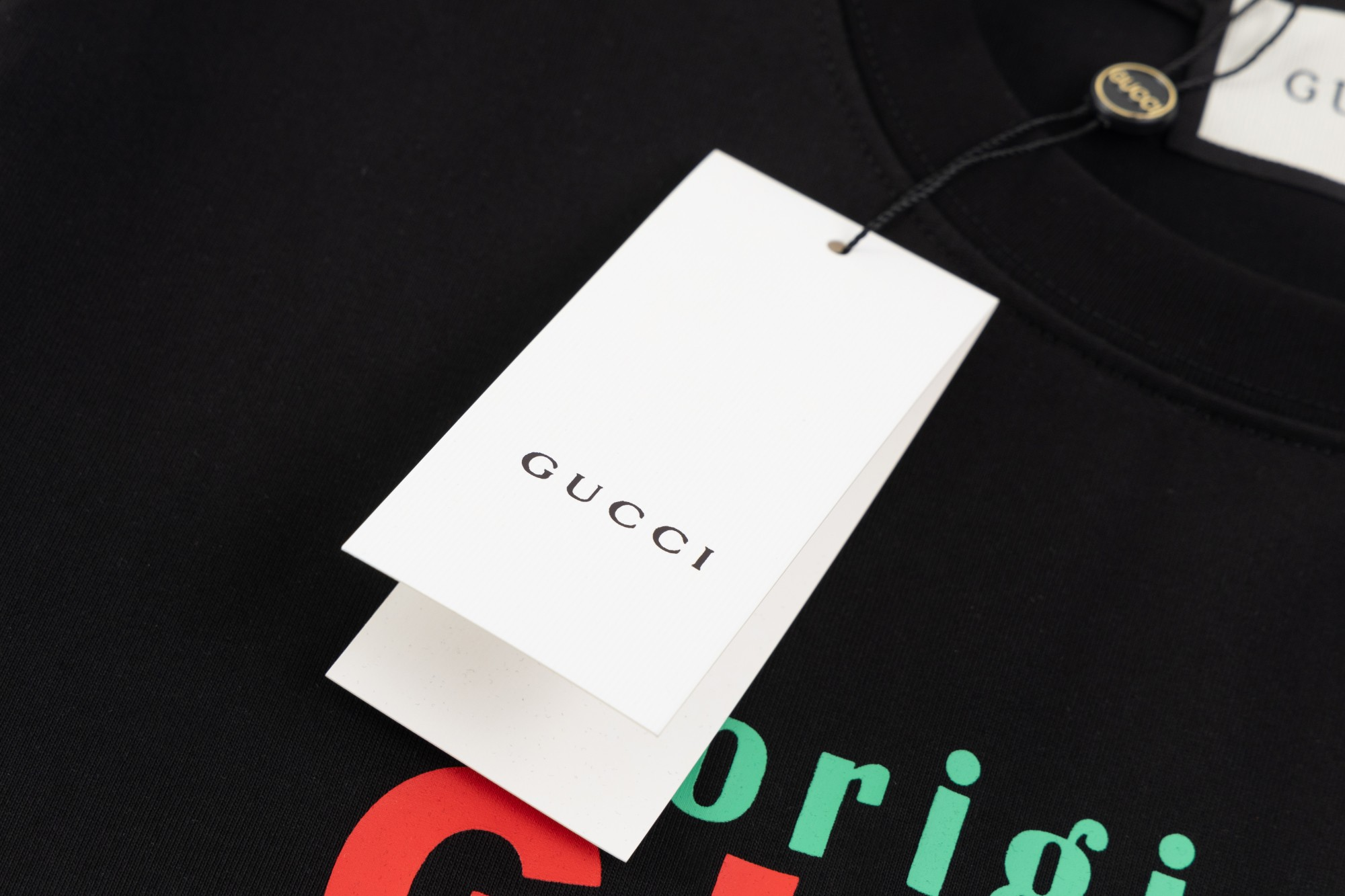 【GUCCI 公式旗艦店】クッチ   Tシャツ ご好評に付き再入荷！ 250214