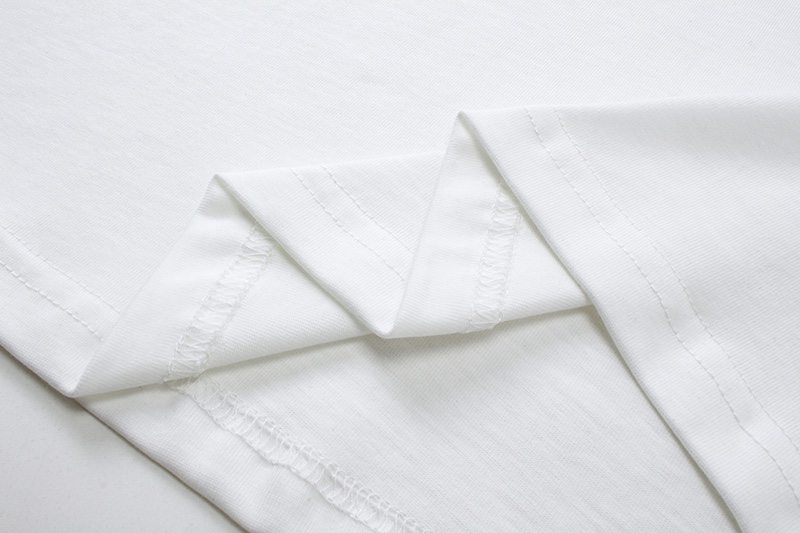 【GUCCI 公式旗艦店】クッチ   Tシャツ ご好評に付き再入荷！ 250214