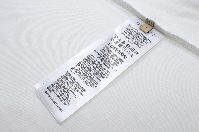 【GUCCI 公式旗艦店】クッチ   Tシャツ ご好評に付き再入荷！ 250214