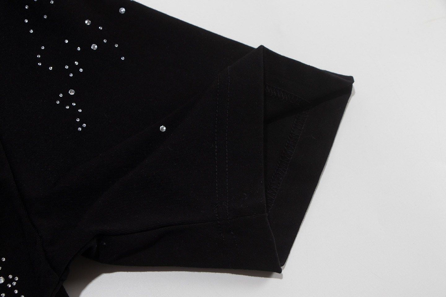 【GIVENCHY   公式旗艦店】 ジバンシー   Tシャツ ご好評に付き再入荷！ 250215