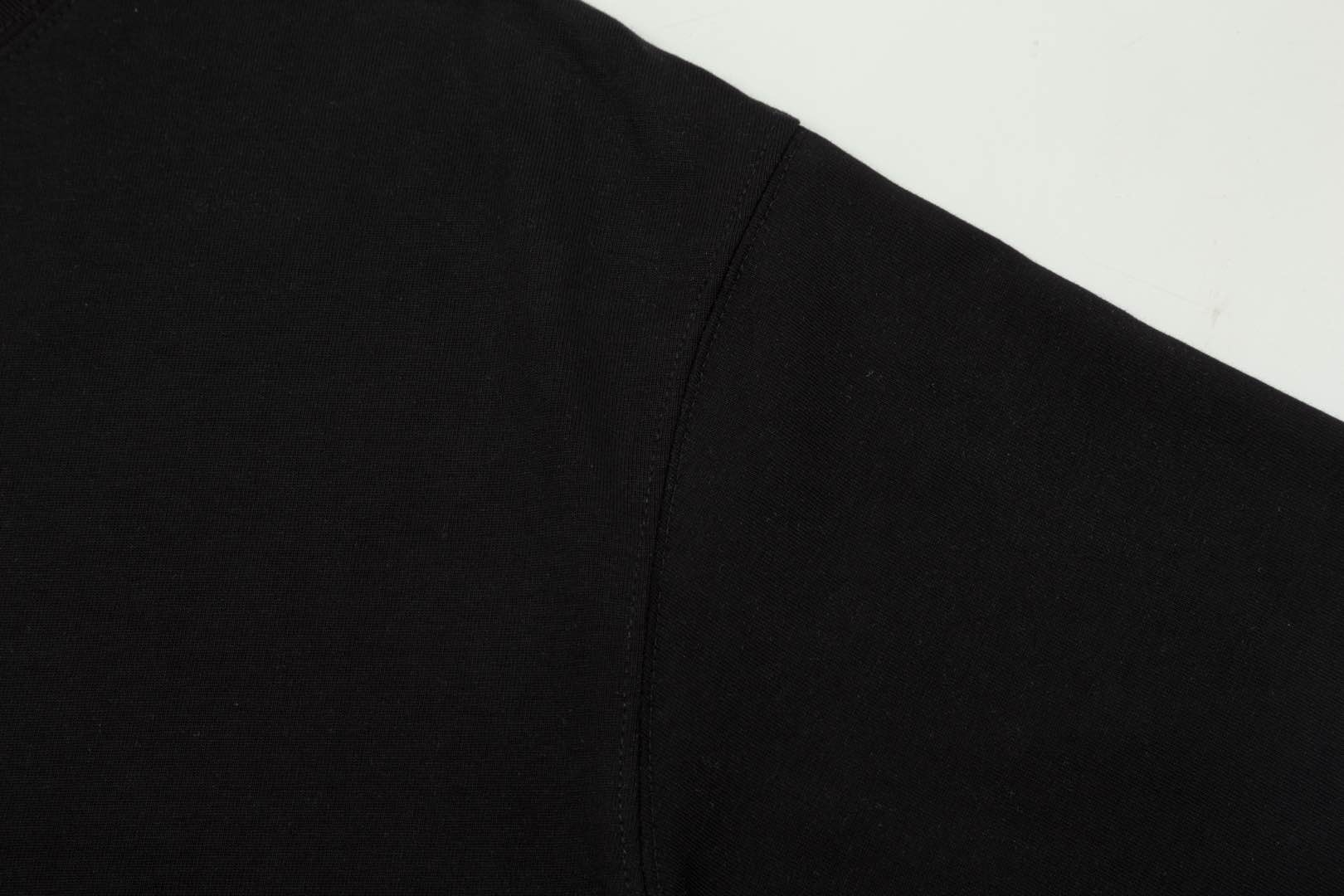 【CHANEL 公式旗艦店】シャネル   Tシャツ ご好評に付き再入荷！250217