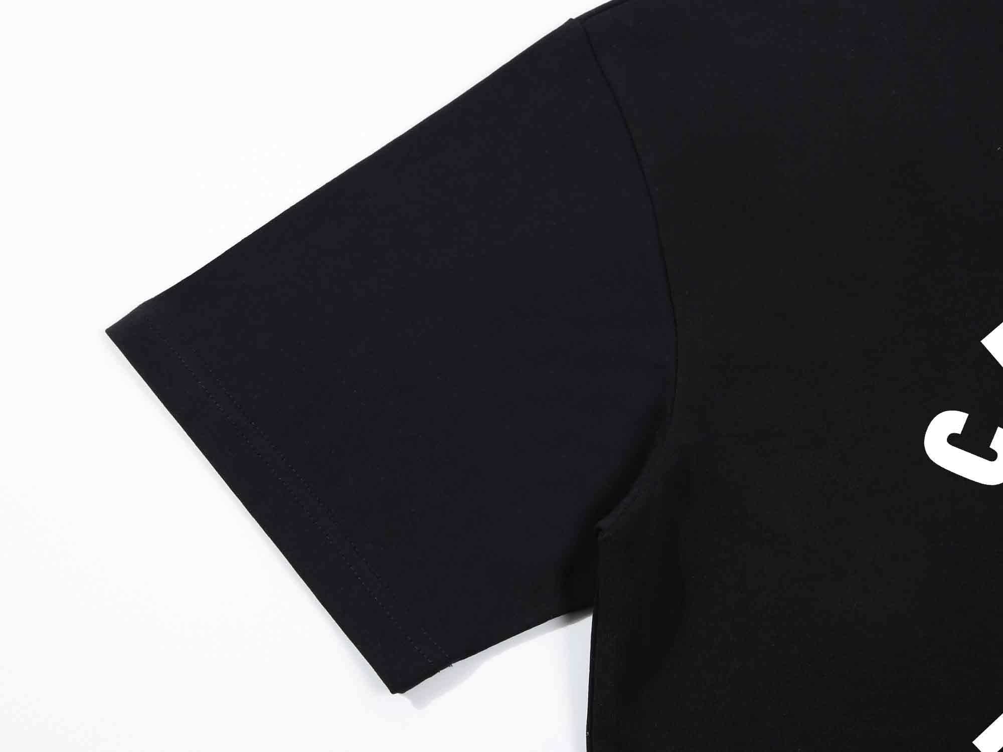 【CELINE 公式旗艦店】セリーヌ   Tシャツ ご好評に付き再入荷！ 250217