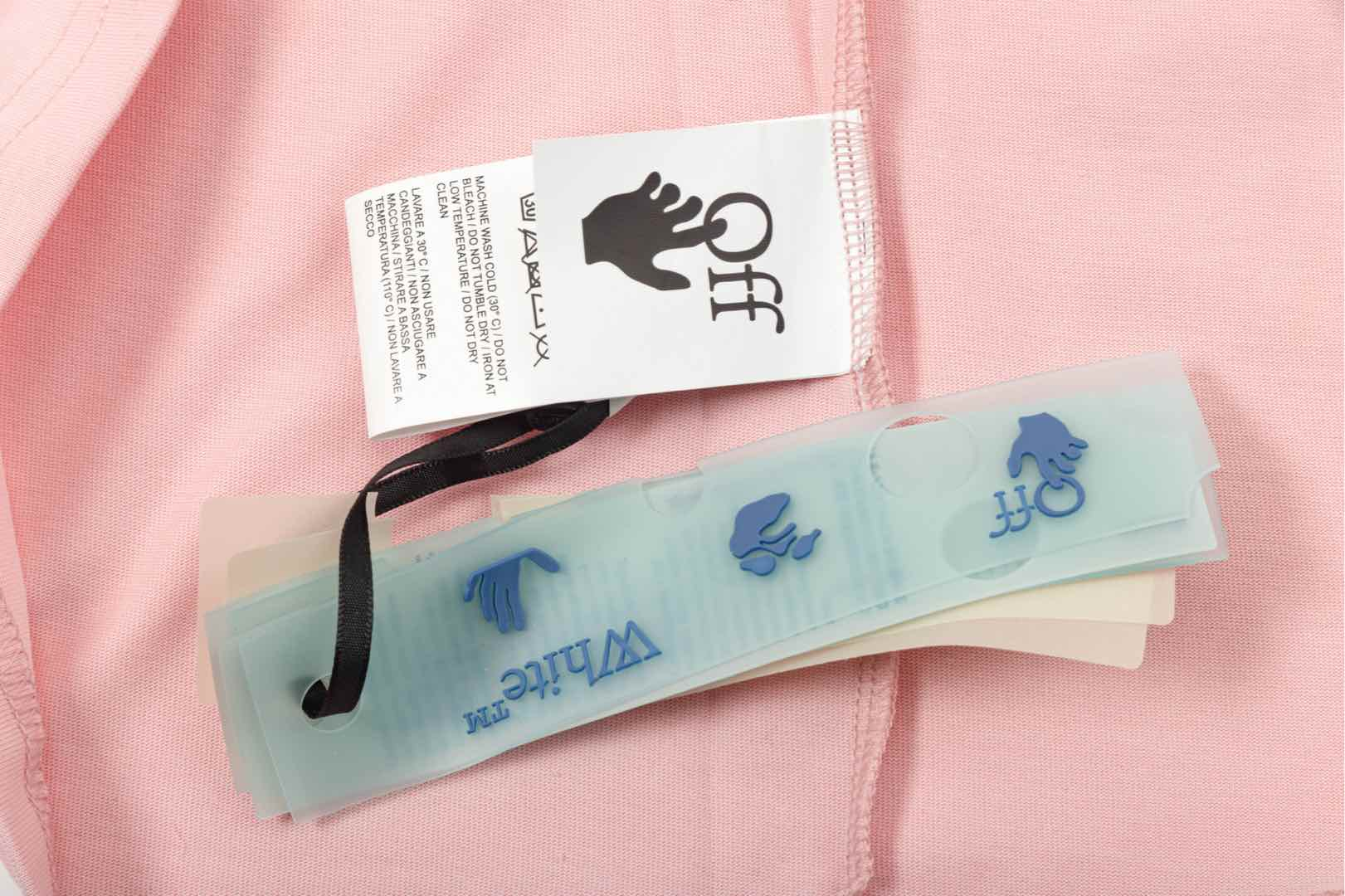 【 OFF-WHITE  公式旗艦店】オフホワイト   Tシャツ  ご好評に付き再入荷！250215