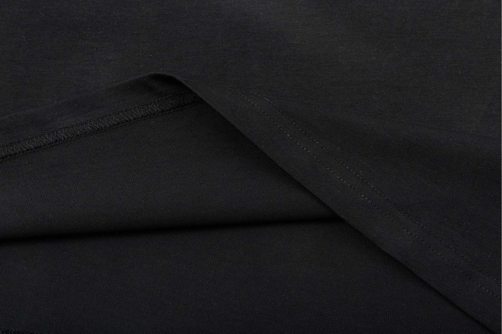 【OFF-WHITE  公式旗艦店】オフホワイト   Tシャツ  ご好評に付き再入荷！250215