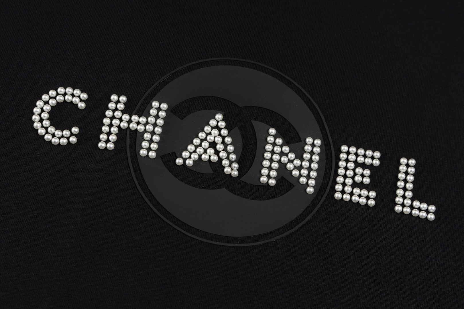 【CHANEL 公式旗艦店】シャネル   Tシャツ ご好評に付き再入荷！250217