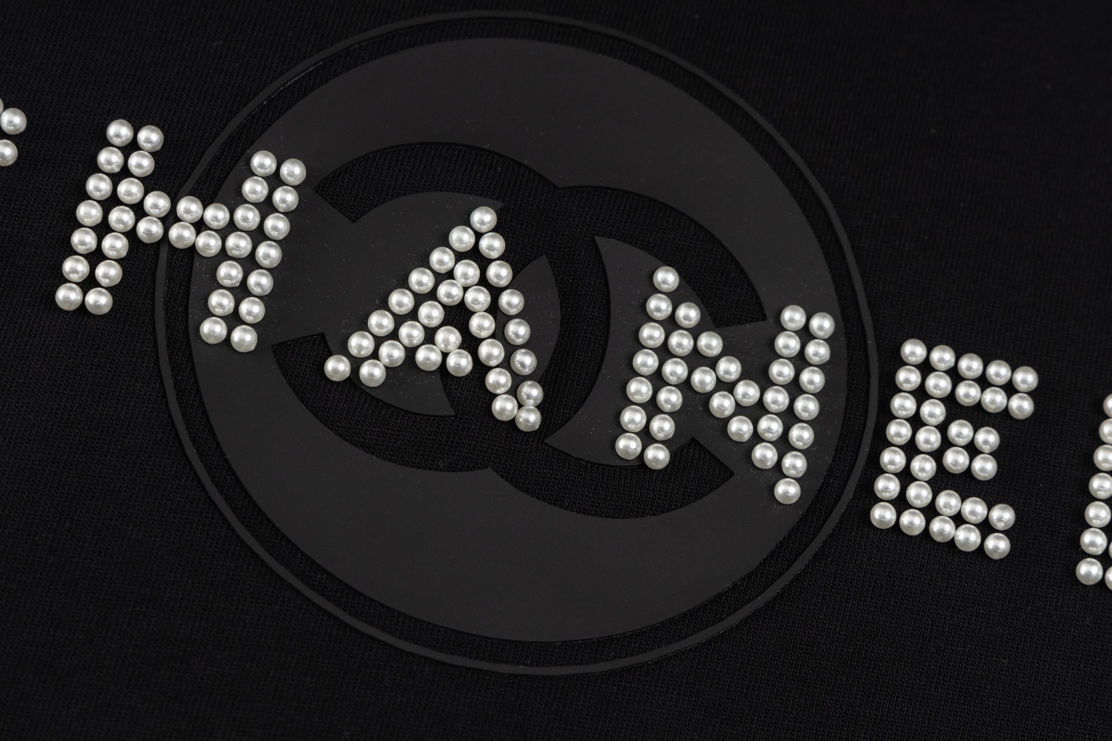 【CHANEL 公式旗艦店】シャネル   Tシャツ ご好評に付き再入荷！250217