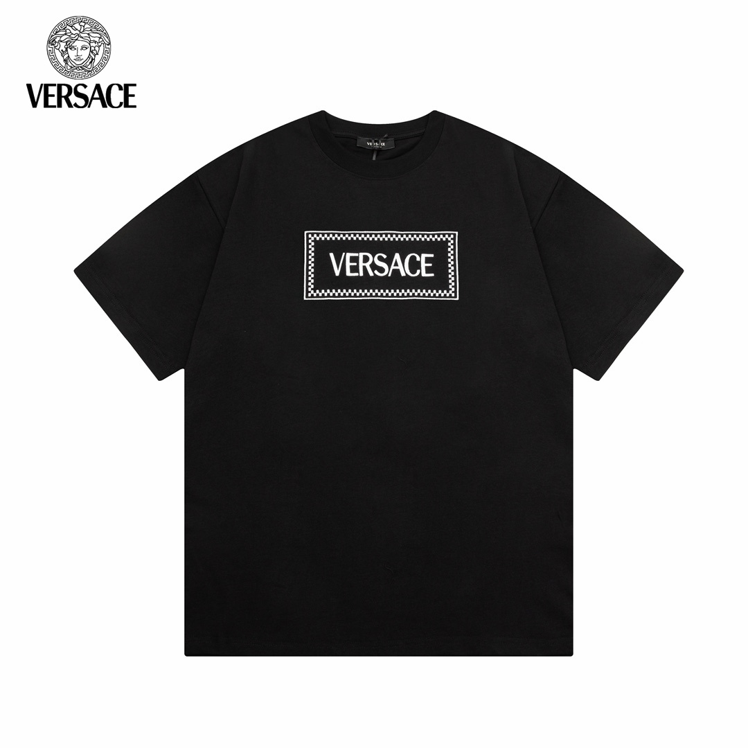 【VERSACE  公式旗艦店】ヴェルサーチ  Tシャツ ご好評に付き再入荷！250218