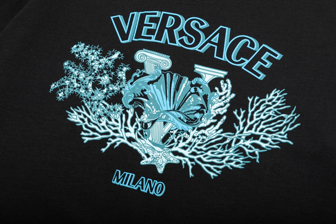[Copy]【VERSACE  公式旗艦店】ヴェルサーチ  Tシャツ ご好評に付き再入荷！250218