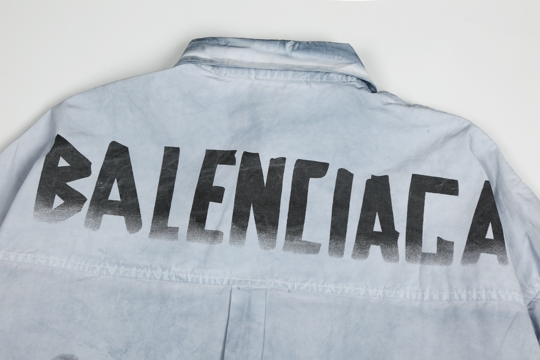 【BALENCIAGA 公式旗艦店】バレンシアガ  シャツ ご好評に付き再入荷  250218