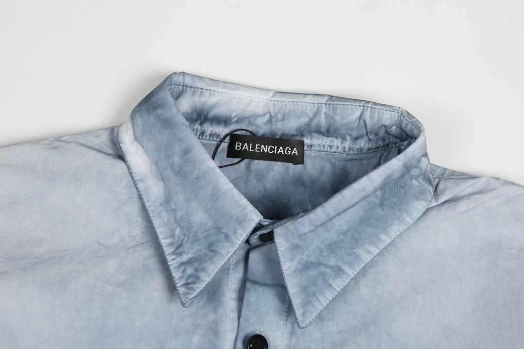 【BALENCIAGA 公式旗艦店】バレンシアガ  シャツ ご好評に付き再入荷  250218