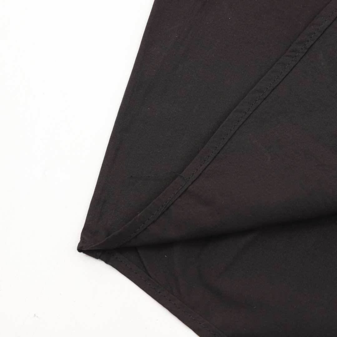 【BALENCIAGA 公式旗艦店】バレンシアガ  シャツ ご好評に付き再入荷  250218