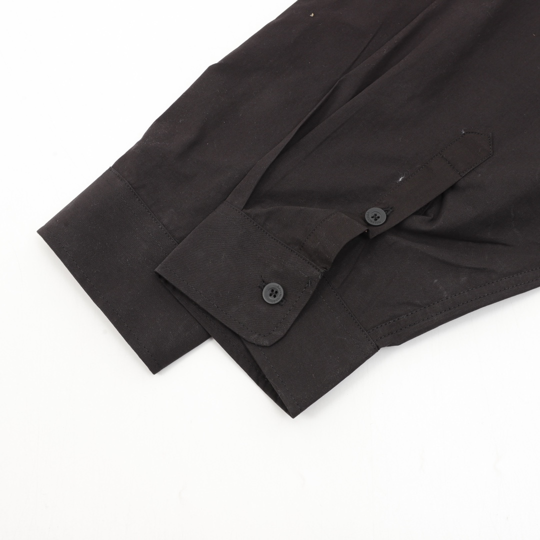 【BALENCIAGA 公式旗艦店】バレンシアガ  シャツ ご好評に付き再入荷  250218