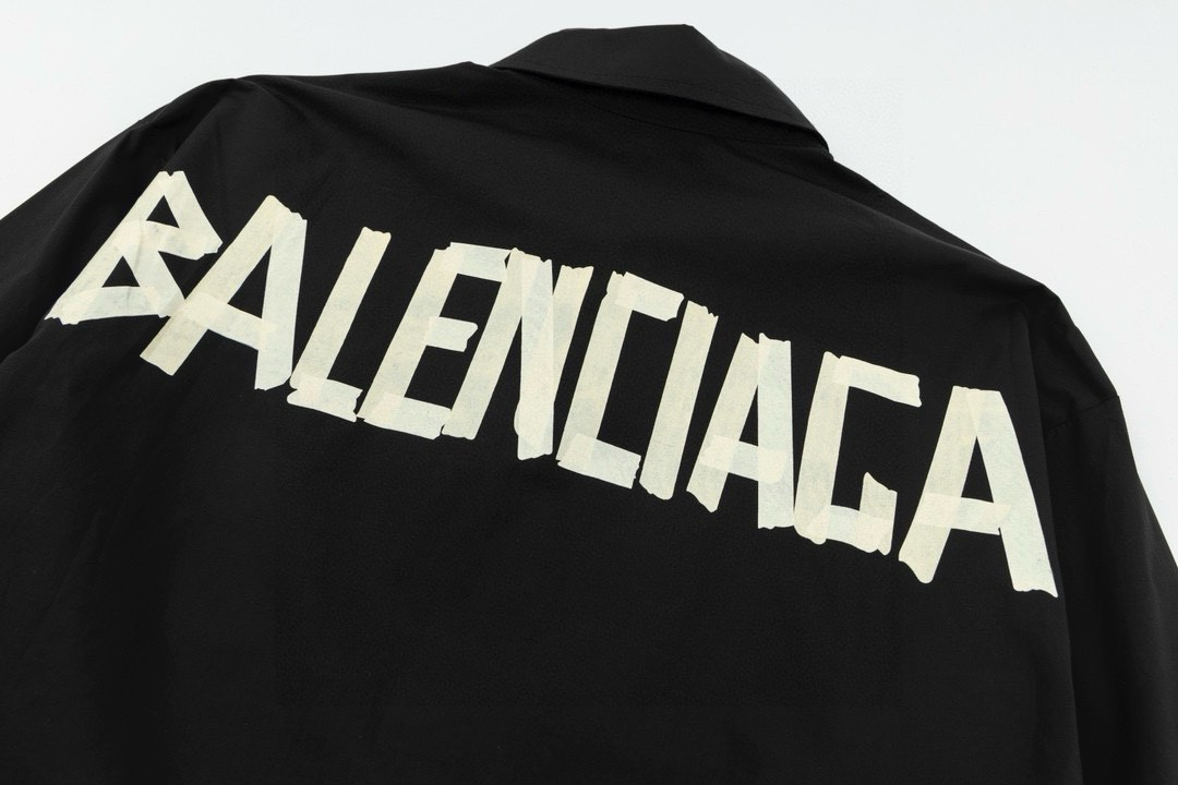 【BALENCIAGA 公式旗艦店】バレンシアガ  シャツ ご好評に付き再入荷  250218