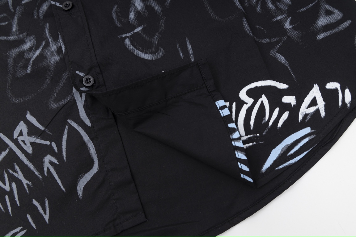 【BALENCIAGA 公式旗艦店】バレンシアガ  シャツ ご好評に付き再入荷  250218