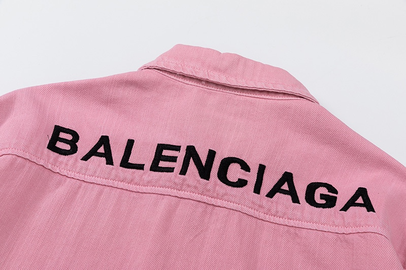 【BALENCIAGA 公式旗艦店】バレンシアガ  シャツ ご好評に付き再入荷  250218