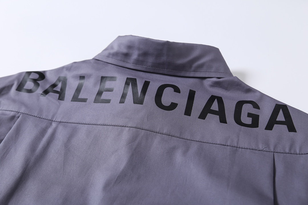 【BALENCIAGA 公式旗艦店】バレンシアガ  シャツ ご好評に付き再入荷  250218