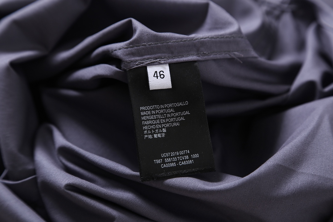 【BALENCIAGA 公式旗艦店】バレンシアガ  シャツ ご好評に付き再入荷  250218