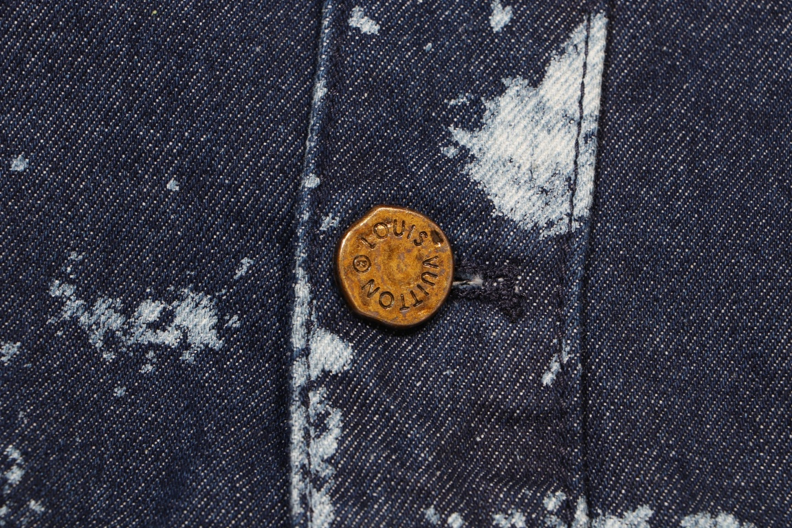 LV【LOUIS VUITTON 公式旗艦店】ルイヴィトン  シャツ ご好評に付き再入荷  250219