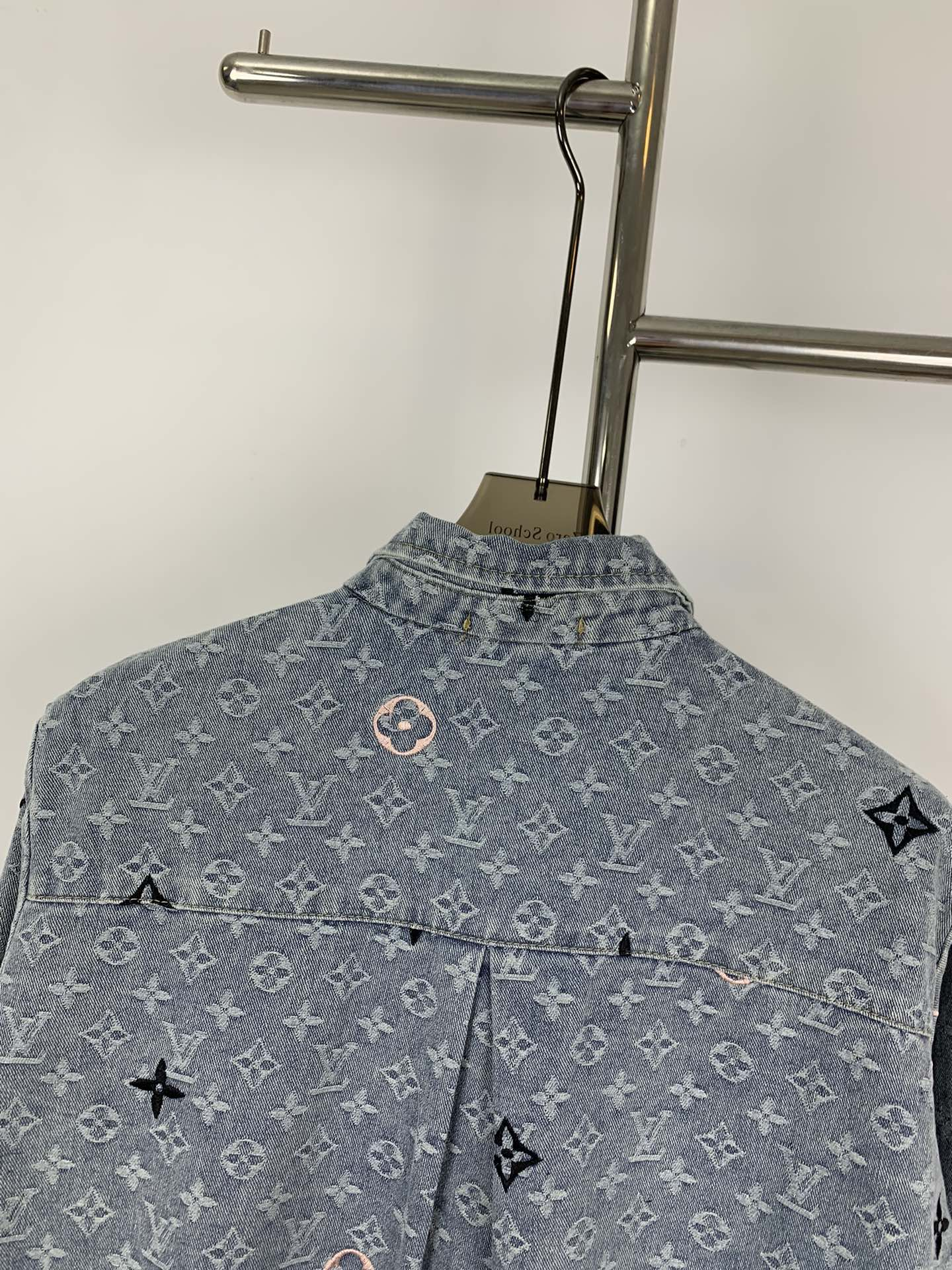 LV【LOUIS VUITTON 公式旗艦店】ルイヴィトン  シャツ ご好評に付き再入荷  250219