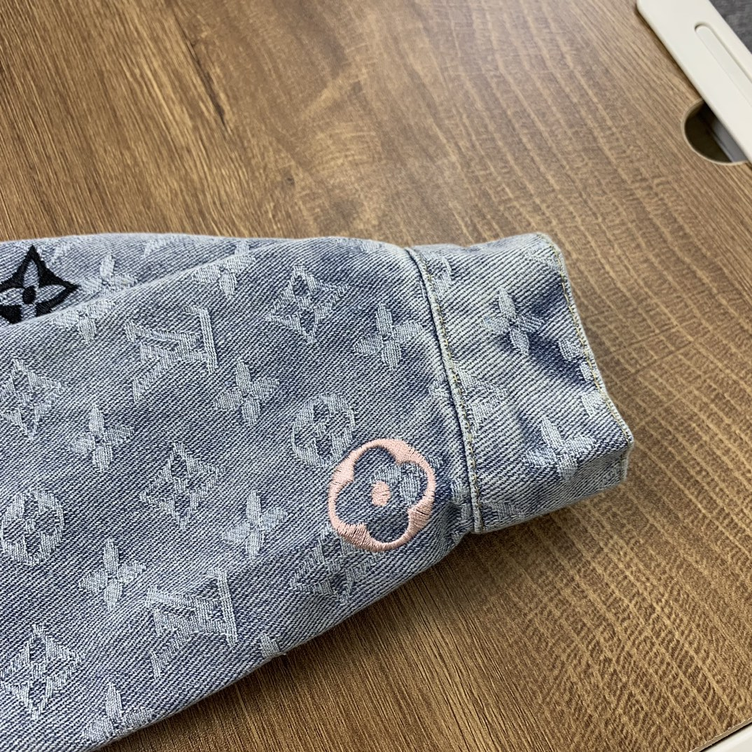 LV【LOUIS VUITTON 公式旗艦店】ルイヴィトン  シャツ ご好評に付き再入荷  250219