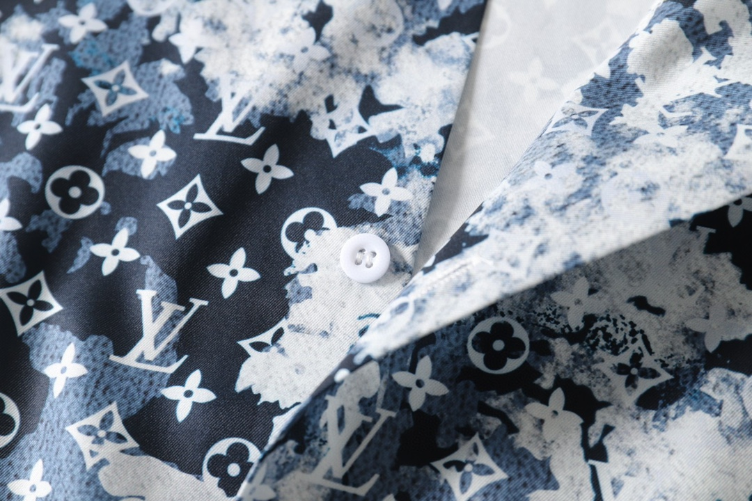 LV【LOUIS VUITTON 公式旗艦店】ルイヴィトン  半袖シャツ ご好評に付き再入荷  250219