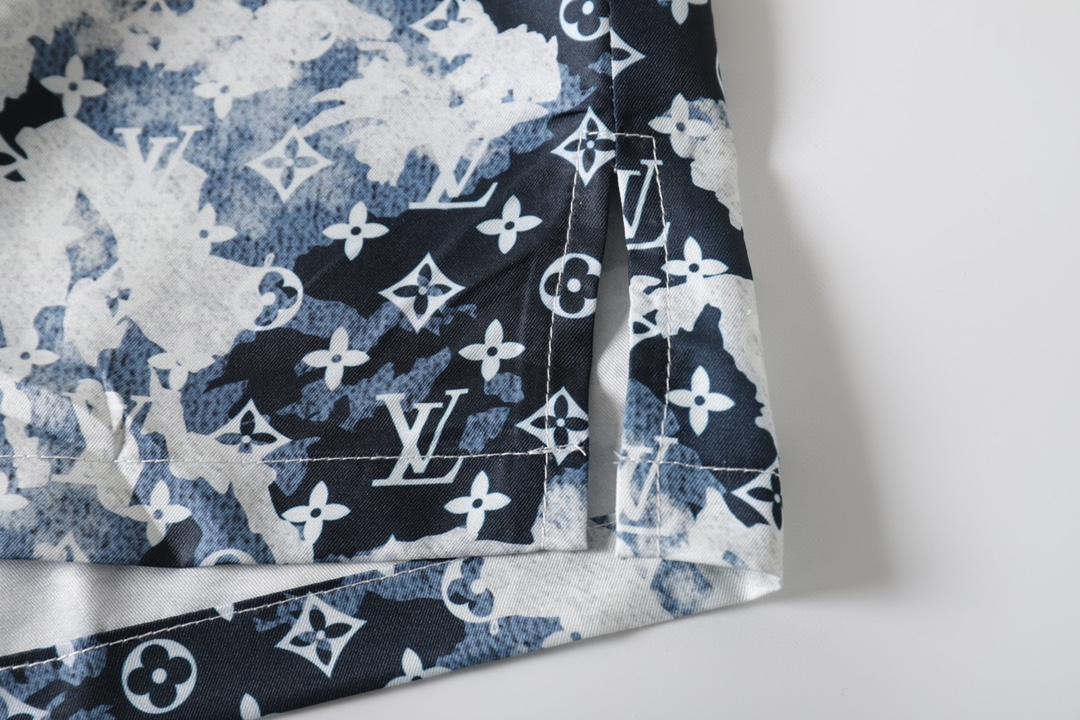 LV【LOUIS VUITTON 公式旗艦店】ルイヴィトン  半袖シャツ ご好評に付き再入荷  250219