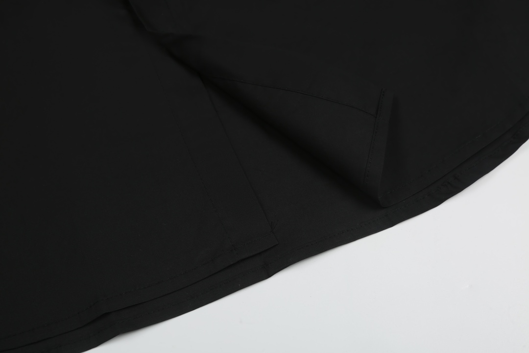 LV【LOUIS VUITTON 公式旗艦店】ルイヴィトン  シャツ ご好評に付き再入荷  250219