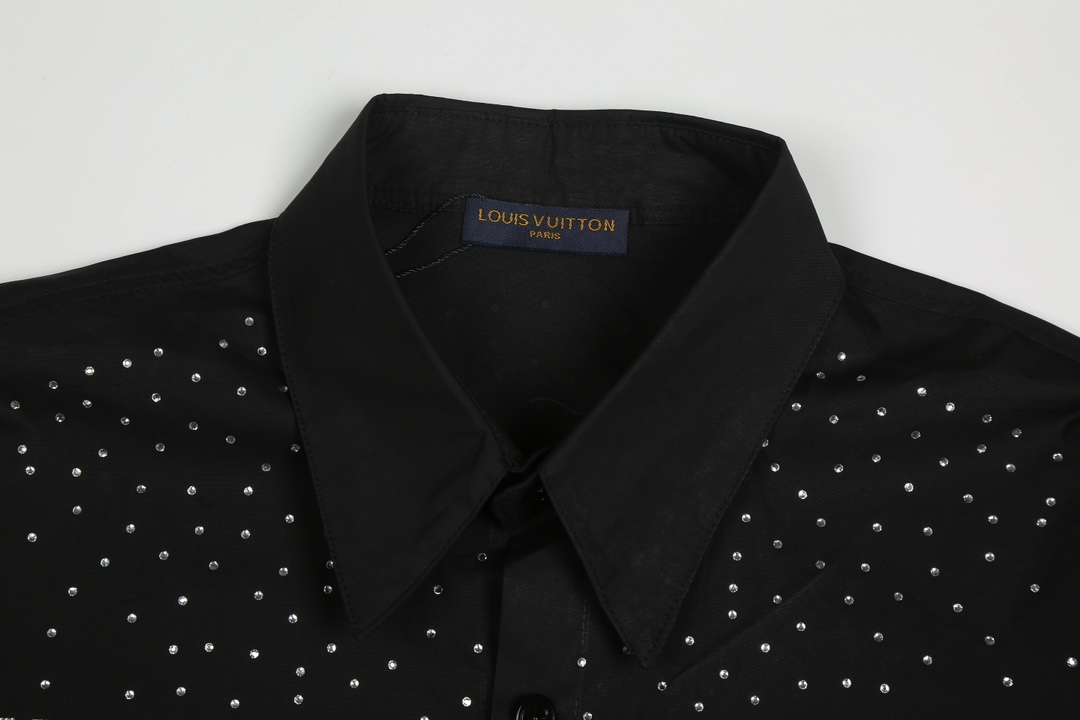 LV【LOUIS VUITTON 公式旗艦店】ルイヴィトン  シャツ ご好評に付き再入荷  250219