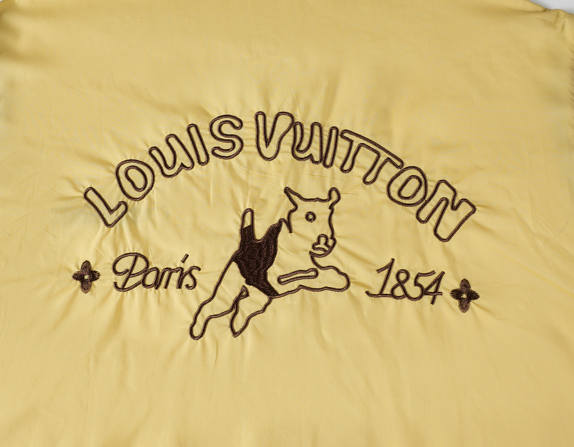 LV【LOUIS VUITTON 公式旗艦店】ルイヴィトン  半袖シャツ ご好評に付き再入荷  250219