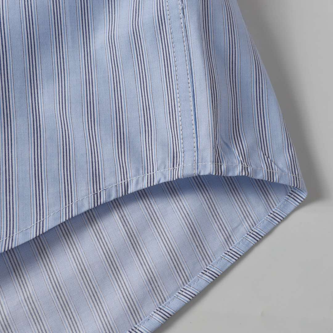 【Miumiu公式旗艦店】ミュウミュウ  シャツ ご好評に付き再入荷  250219