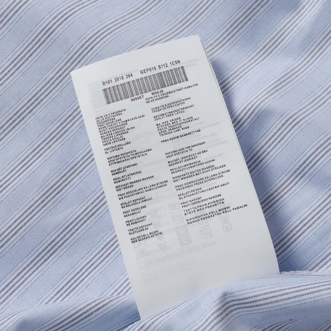 【Miumiu公式旗艦店】ミュウミュウ  シャツ ご好評に付き再入荷  250219