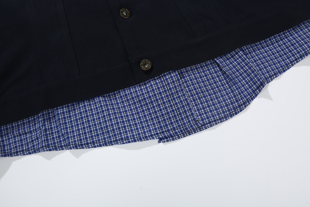 【Miumiu公式旗艦店】ミュウミュウ  シャツ ご好評に付き再入荷  250219