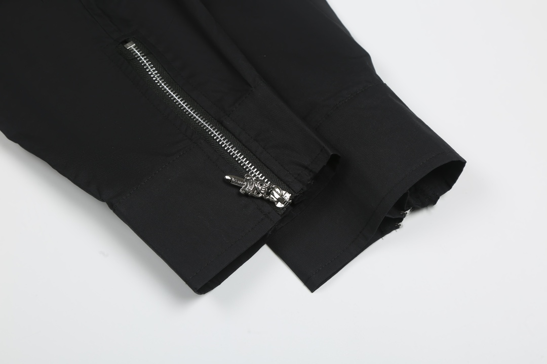 【CHROME HEARTS 公式旗艦店】クロムハーツ   シャツ ご好評に付き再入荷  250220