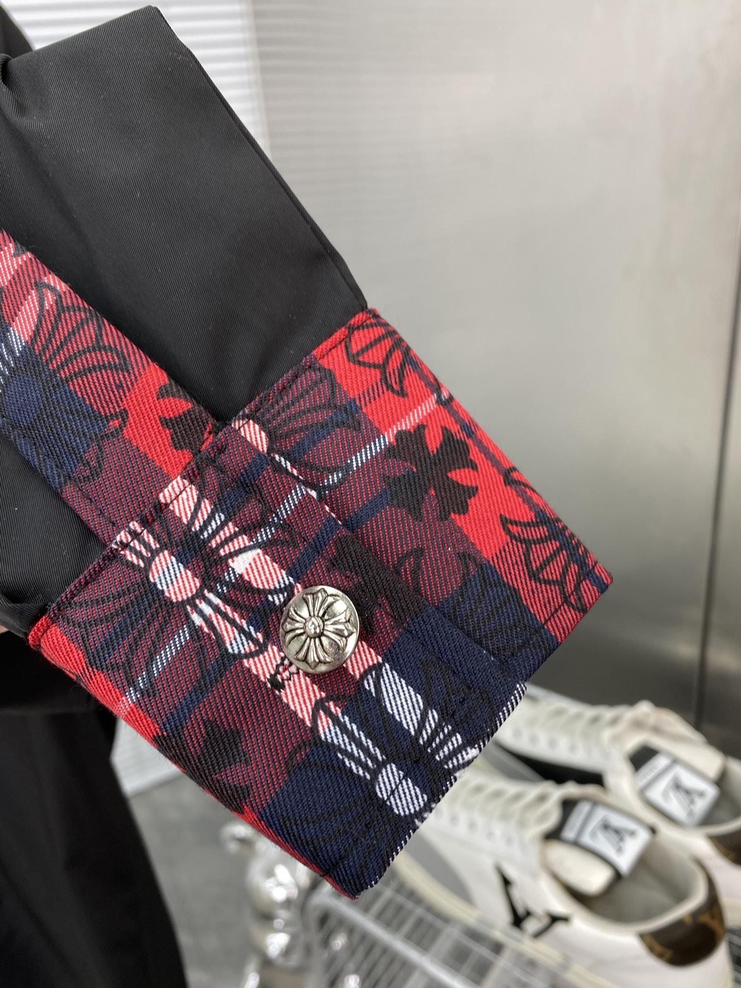 【CHROME HEARTS 公式旗艦店】クロムハーツ   シャツ ご好評に付き再入荷  250220