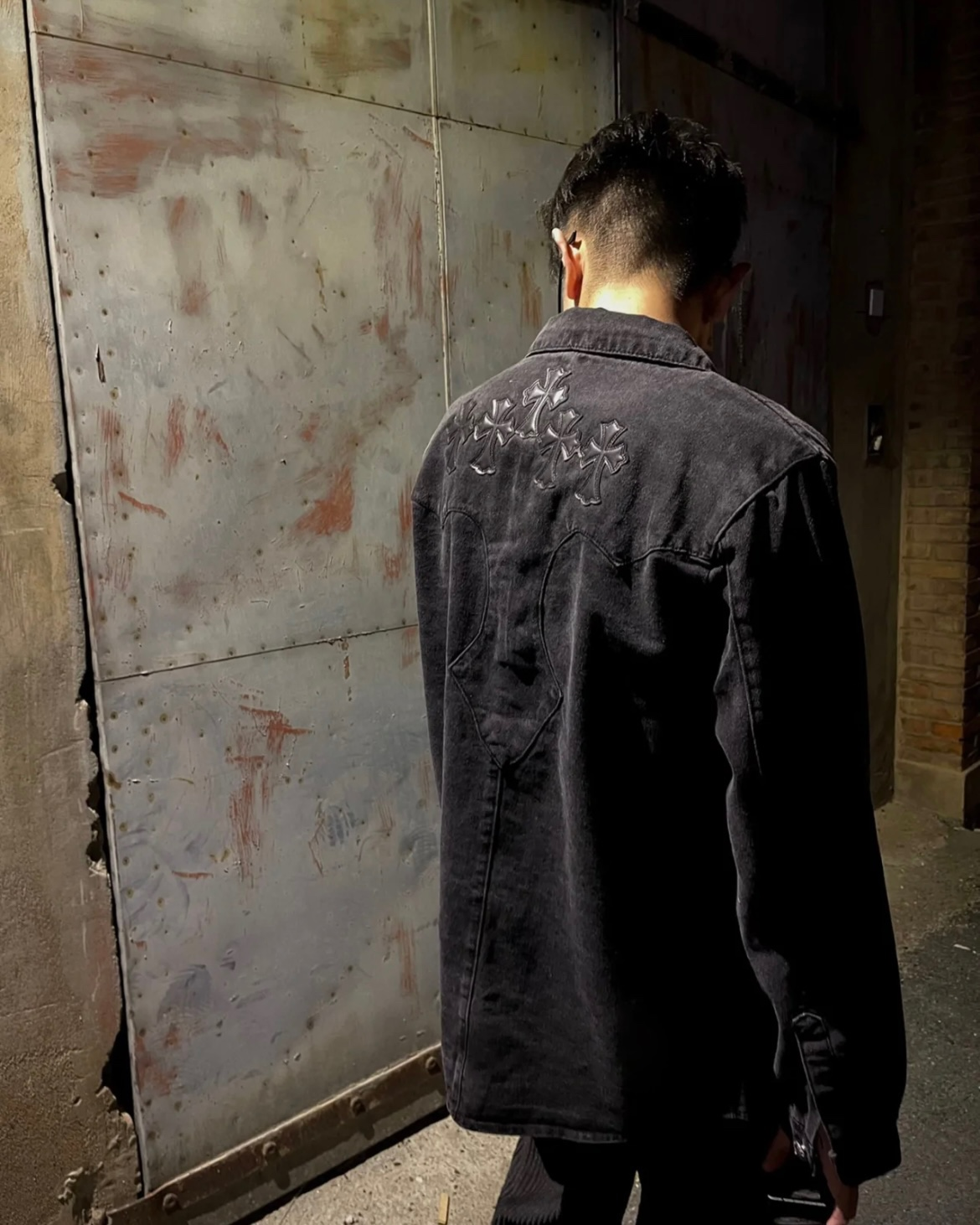 【CHROME HEARTS 公式旗艦店】クロムハーツ   シャツ ご好評に付き再入荷  250220