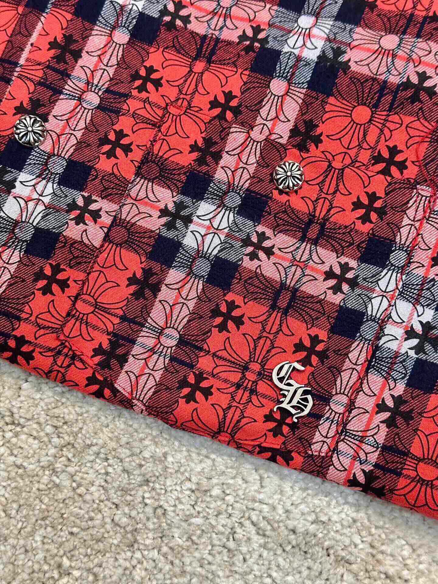 【CHROME HEARTS 公式旗艦店】クロムハーツ   シャツ ご好評に付き再入荷  250220