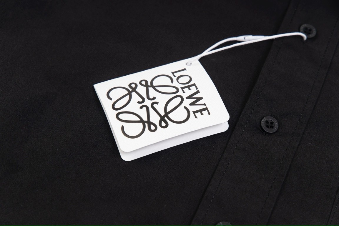 【LOEWE 公式旗艦店】ロエベ  シャツ ご好評に付き再入荷  250219