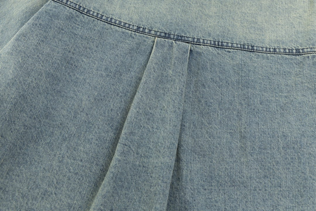 【LOEWE 公式旗艦店】ロエベ  シャツ ご好評に付き再入荷  250220