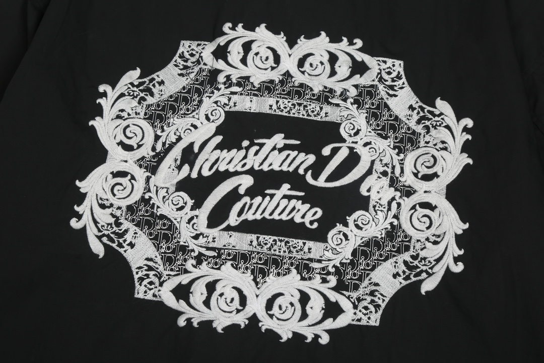 【DIOR 公式旗艦店】 ディオール   シャツ ご好評に付き再入荷  250220