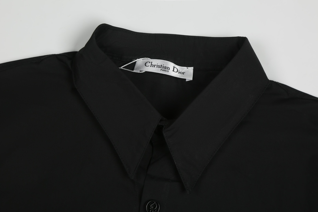 【DIOR 公式旗艦店】 ディオール   シャツ ご好評に付き再入荷  250220