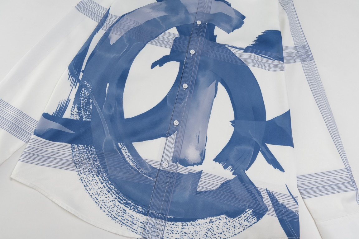 【DIOR 公式旗艦店】 ディオール   シャツ ご好評に付き再入荷  250220