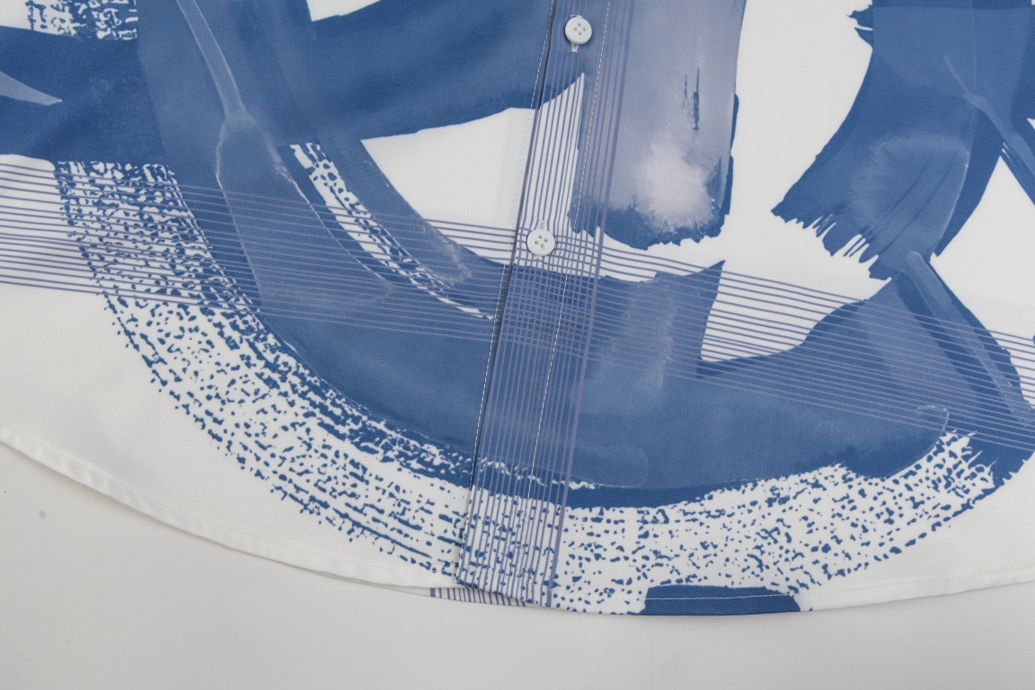 【DIOR 公式旗艦店】 ディオール   シャツ ご好評に付き再入荷  250220