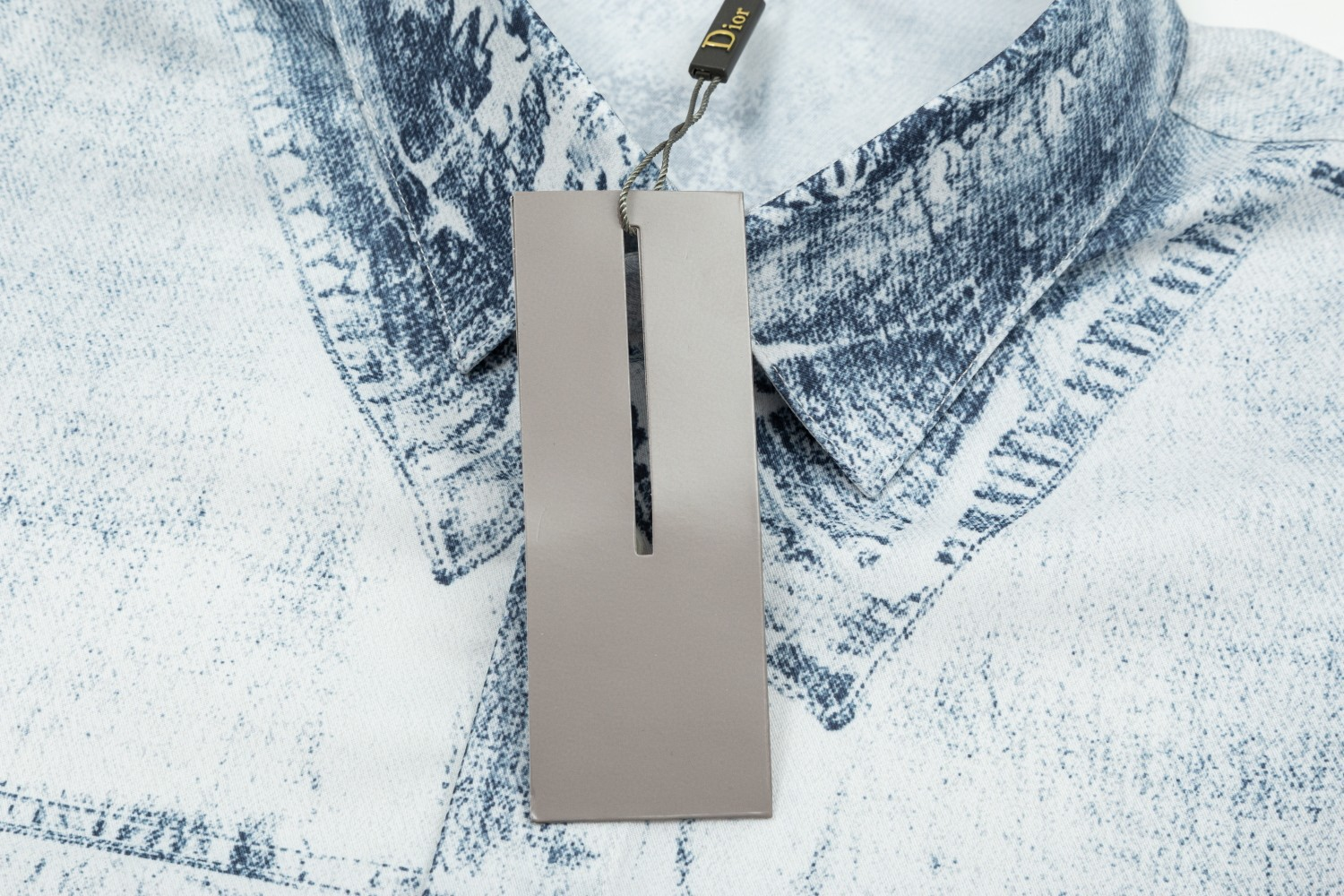 【DIOR  公式旗艦店】ディオール  シャツ ご好評に付き再入荷  250220