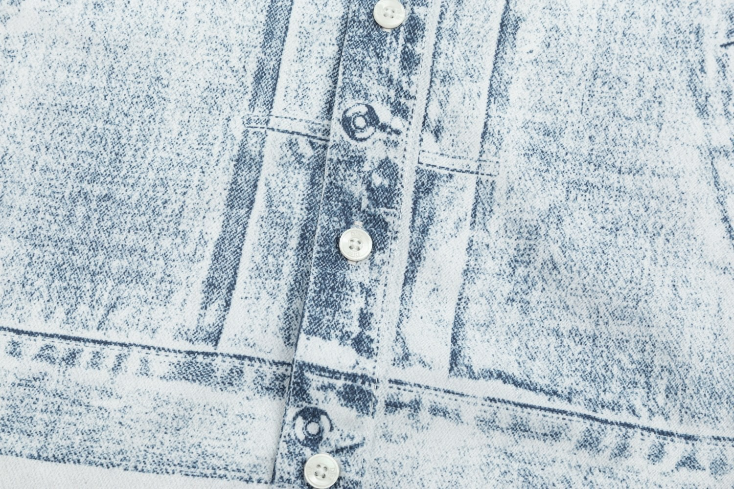 【DIOR  公式旗艦店】ディオール  シャツ ご好評に付き再入荷  250220