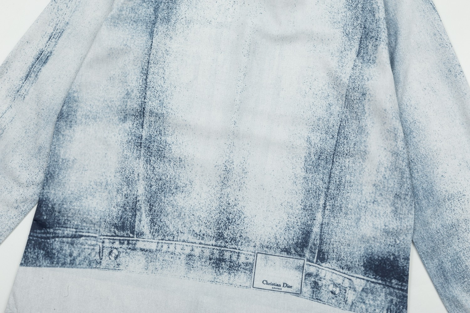 【DIOR  公式旗艦店】ディオール  シャツ ご好評に付き再入荷  250220