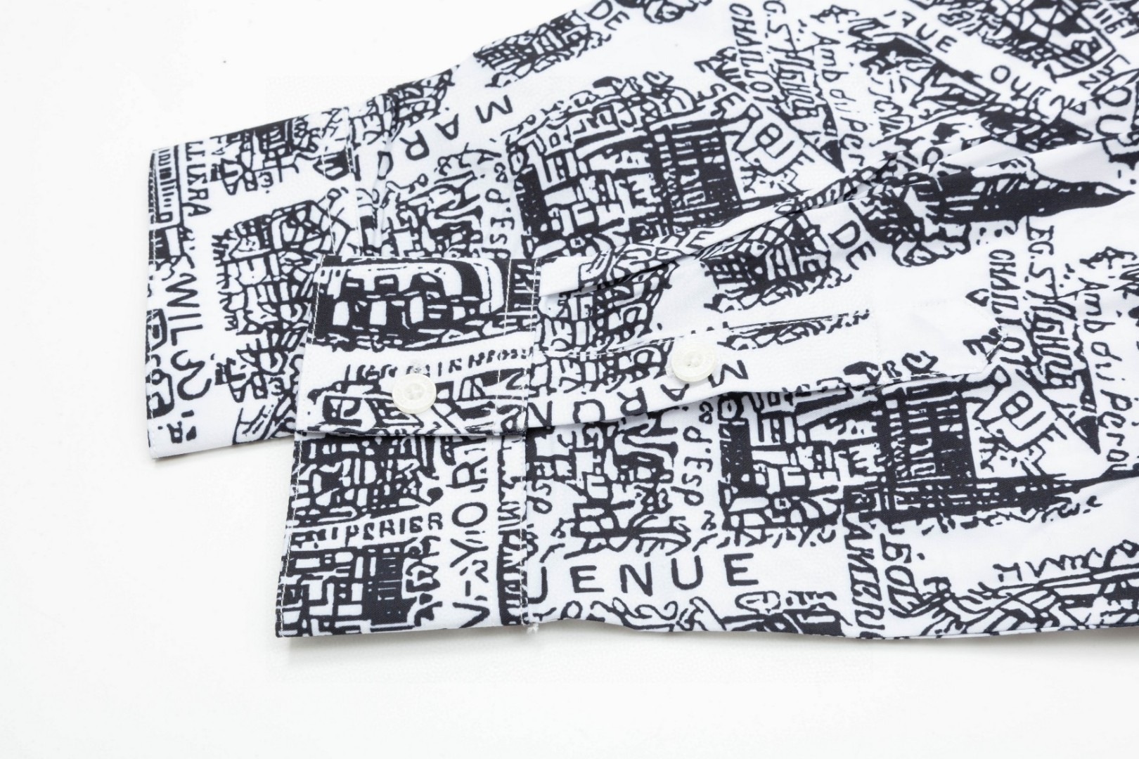 【DIOR  公式旗艦店】ディオール  シャツ ご好評に付き再入荷  250220