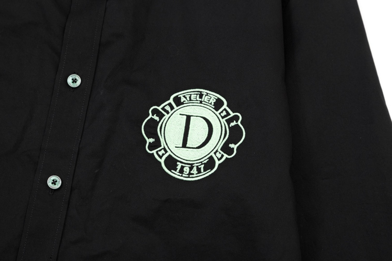 【DIOR  公式旗艦店】ディオール  シャツ ご好評に付き再入荷  250220