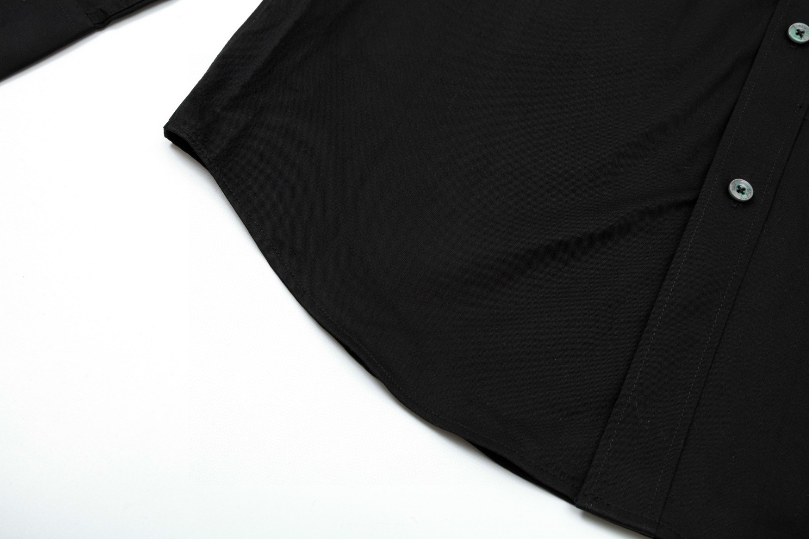 【DIOR  公式旗艦店】ディオール  シャツ ご好評に付き再入荷  250220