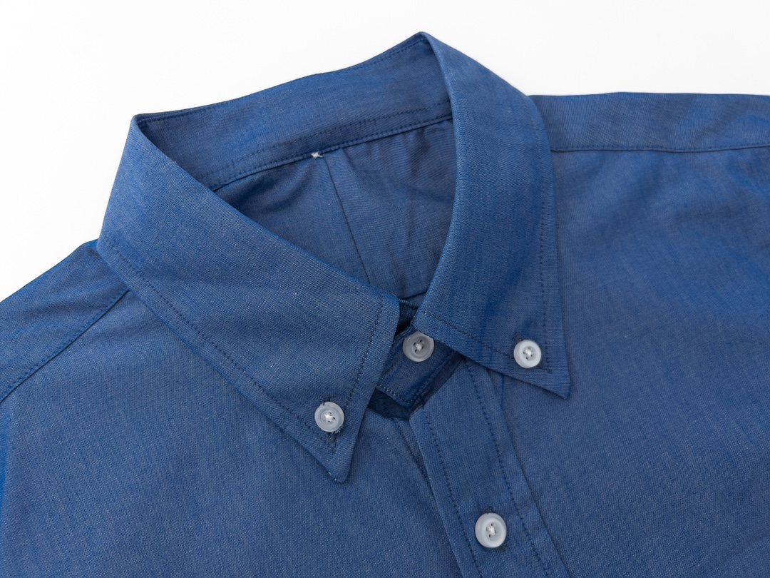 【ThomBrowne  公式旗艦店】トムブラウン   シャツ ご好評に付き再入荷  250221